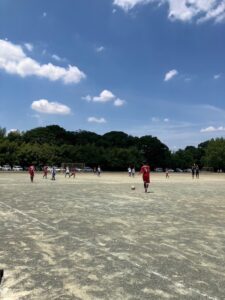 六年生U-12試合上手くなる自分たちで考えるチーム鳩ヶ谷Jリーグリーガープロ川口市アイシンク新郷南安行東慈林神根東桜町小学校小学生一二三四五六年幼児少年サッカークラブチーム