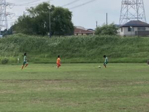 新郷東部公園試合上手くなる自分たちで考えるチーム鳩ヶ谷Jリーグリーガープロ川口市アイシンク新郷南安行東慈林神根東桜町小学校小学生一二三四五六年幼児少年サッカークラブチーム