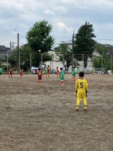 U-10試合赤井グランド若葉リーグ上手くなる自分たちで考えるチーム鳩ヶ谷Jリーグリーガープロ川口市アイシンク新郷南安行東慈林神根東桜町小学校小学生一二三四五六年幼児少年サッカークラブチーム