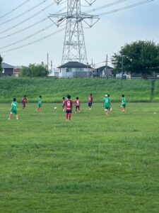 新郷東部公園試合上手くなる自分たちで考えるチーム鳩ヶ谷Jリーグリーガープロ川口市アイシンク新郷南安行東慈林神根東桜町小学校小学生一二三四五六年幼児少年サッカークラブチーム