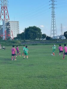 新郷東部公園試合上手くなる自分たちで考えるチーム鳩ヶ谷Jリーグリーガープロ川口市アイシンク新郷南安行東慈林神根東桜町小学校小学生一二三四五六年幼児少年サッカークラブチーム