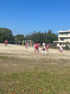 試合上手くなる自分たちで考えるチーム鳩ヶ谷Jリーグリーガープロ川口市アイシンク新郷南安行東慈林神根東桜町小学校小学生一二三四五六年幼児少年サッカークラブチーム