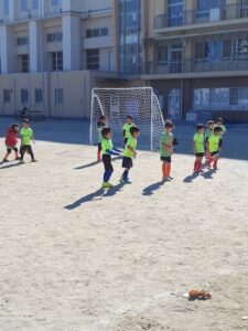 本町試合上手くなる自分たちで考えるチーム鳩ヶ谷Jリーグリーガープロ川口市アイシンク新郷南安行東慈林神根東桜町小学校小学生一二三四五六年幼児少年サッカークラブチーム