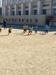 本町試合上手くなる自分たちで考えるチーム鳩ヶ谷Jリーグリーガープロ川口市アイシンク新郷南安行東慈林神根東桜町小学校小学生一二三四五六年幼児少年サッカークラブチーム