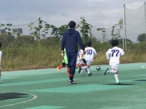 試合鳩ヶ谷キッカーズ上手くなる自分たちで考えるチーム鳩ヶ谷Jリーグリーガープロ川口市アイシンク新郷南安行東慈林神根東桜町小学校小学生一二三四五六年幼児少年サッカークラブチーム