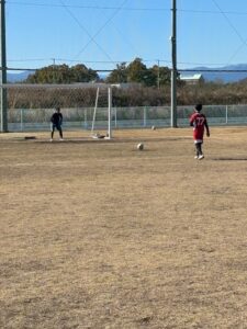 川鶴上手くなる自分たちで考えるチーム鳩ヶ谷Jリーグリーガープロ川口市アイシンク新郷南安行東慈林神根東桜町小学校小学生一二三四五六年幼児少年サッカークラブチーム